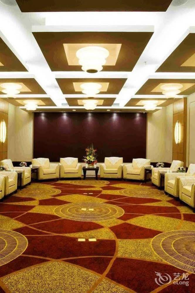 Huzhou International Hotel Экстерьер фото